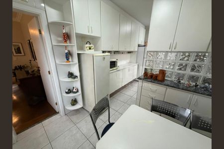 Apartamento à venda com 207m², 4 quartos e 3 vagas