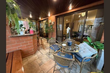 Apartamento à venda com 207m², 4 quartos e 3 vagas