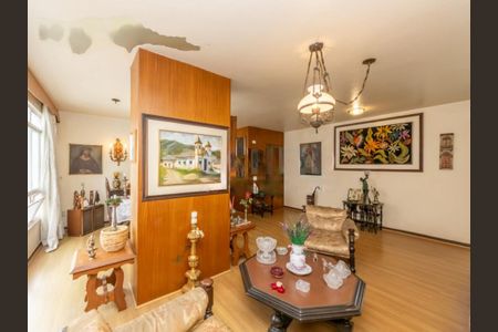 Apartamento à venda com 145m², 3 quartos e 1 vaga