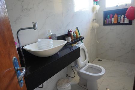 Banheiro da Suite de casa à venda com 1 quarto, 323m² em Chácara do Solar Ii (fazendinha), Santana de Parnaíba