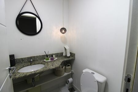 Apartamento à venda com 136m², 3 quartos e 3 vagas Apartamento à venda com 136m², 3 quartos e 3 vagasLavabo