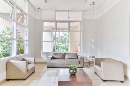 Apartamento à venda com 136m², 3 quartos e 3 vagas Apartamento à venda com 136m², 3 quartos e 3 vagasHall