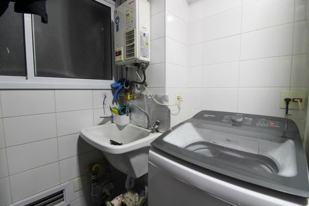 Apartamento à venda com 136m², 3 quartos e 3 vagas Apartamento à venda com 136m², 3 quartos e 3 vagasÁrea de Serviço