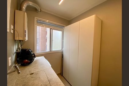 Apartamento à venda com 58m², 2 quartos e 1 vaga Apartamento à venda com 58m², 2 quartos e 1 vagaÁrea de Serviço