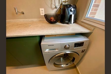 Apartamento à venda com 58m², 2 quartos e 1 vaga Apartamento à venda com 58m², 2 quartos e 1 vagaÁrea de Serviço