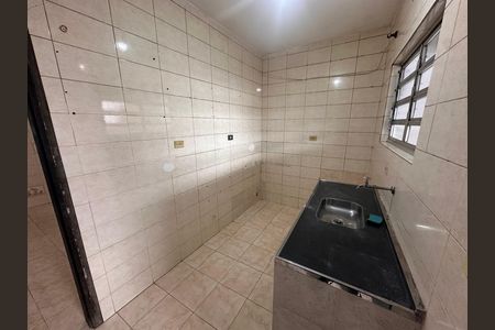 Cozinha de casa para alugar com 2 quartos, 75m² em Vila Santa Lucia, São Paulo