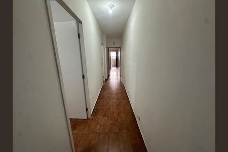 Corredor de casa para alugar com 2 quartos, 75m² em Vila Santa Lucia, São Paulo
