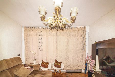 Casa à venda com 231m², 3 quartos e 3 vagasSala