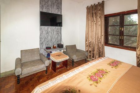 Casa à venda com 231m², 3 quartos e 3 vagasSuíte