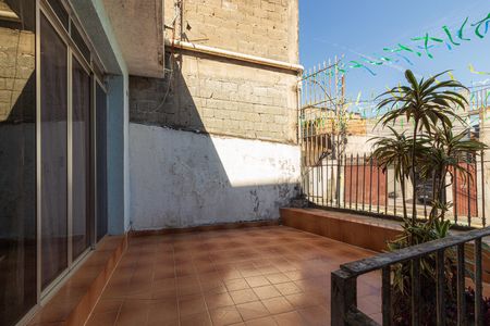 Casa à venda com 231m², 3 quartos e 3 vagasTerraço