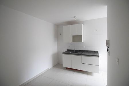 Sala / Cozinha  de apartamento para alugar com 1 quarto, 35m² em Vila Constança, São Paulo