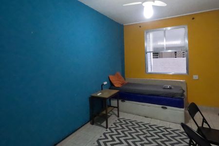 Quarto e Sala de kitnet/studio para alugar com 1 quarto, 22m² em José Menino, Santos
