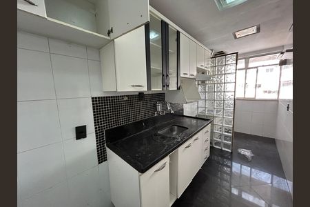 Apartamento para alugar com 61m², 2 quartos e 1 vagaCozinha