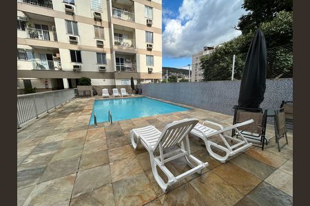 Apartamento para alugar com 61m², 2 quartos e 1 vagaÁrea comum - Piscina