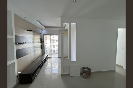 Sala de apartamento para alugar com 2 quartos, 61m² em Praça Seca, Rio de Janeiro