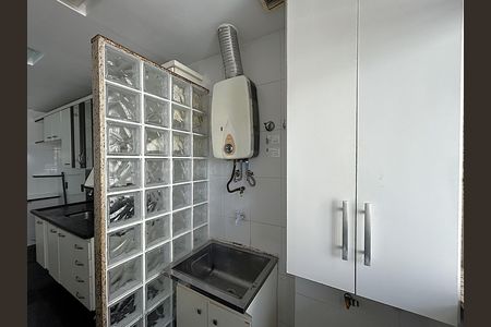 Apartamento para alugar com 61m², 2 quartos e 1 vagaÁrea de Serviço