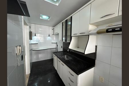 Apartamento para alugar com 61m², 2 quartos e 1 vagaCozinha