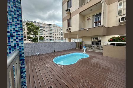 Apartamento para alugar com 61m², 2 quartos e 1 vagaÁrea comum - Piscina