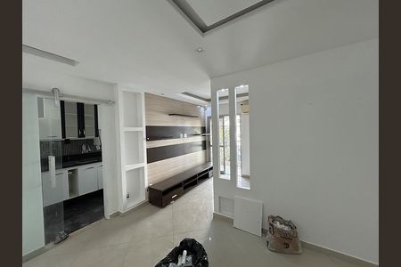 Sala de apartamento para alugar com 2 quartos, 61m² em Praça Seca, Rio de Janeiro