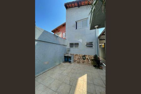 Casa à venda com 186m², 3 quartos e 2 vagas