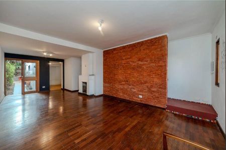 Casa à venda com 4 quartos, 300m² em Pompeia, São Paulo
