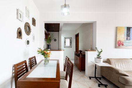 Apartamento à venda com 54m², 2 quartos e 1 vaga