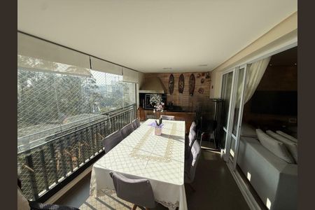 Apartamento à venda com 160m², 4 quartos e 2 vagas