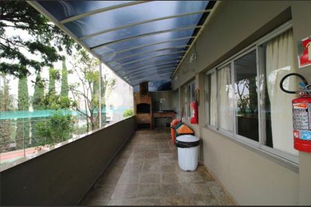 Apartamento à venda com 63m², 3 quartos e sem vaga