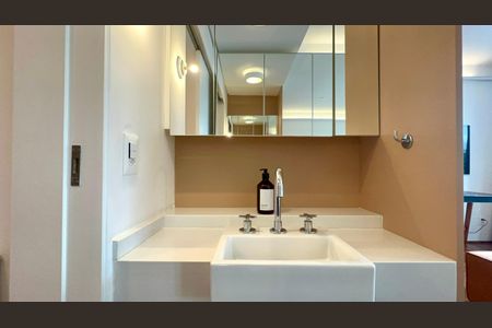 Studio à venda com 28m², 1 quarto e sem vagaBanheiro