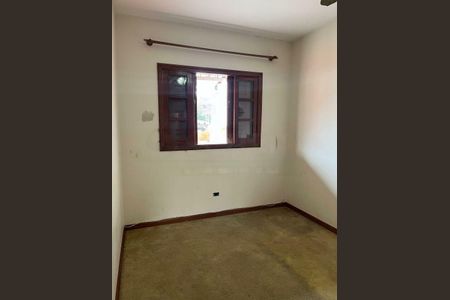 Casa à venda com 220m², 3 quartos e 6 vagas