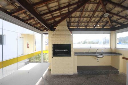 Apartamento para alugar com 55m², 2 quartos e 1 vaga