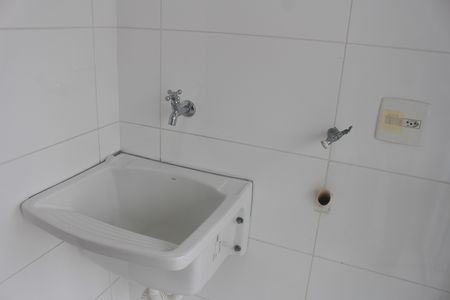 Apartamento para alugar com 68m², 2 quartos e 1 vagaÁrea de Serviço