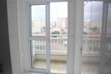 Apartamento para alugar com 68m², 2 quartos e 1 vagaÁrea de Serviço