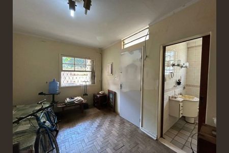Casa à venda com 2 quartos, 146m² em Vila Alexandria, São Paulo