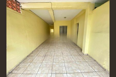 Casa à venda com 7 quartos, 200m² em Jardim Nizia, São Paulo