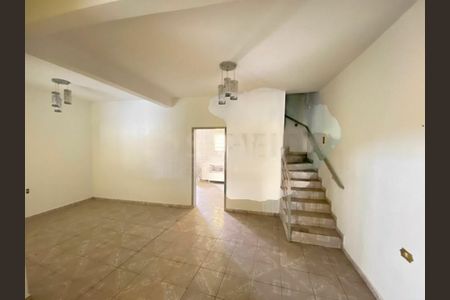 Casa à venda com 7 quartos, 200m² em Jardim Nizia, São Paulo