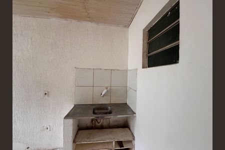 Casa para alugar com 60m², 1 quarto e 1 vagaSala - Cozinha