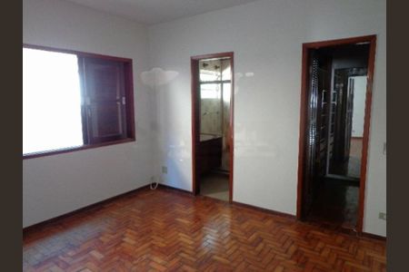 Casa à venda com 250m², 4 quartos e 4 vagas