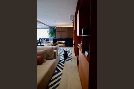 Apartamento à venda com 3 quartos, 167m² em Jardim das Acacias, São Paulo