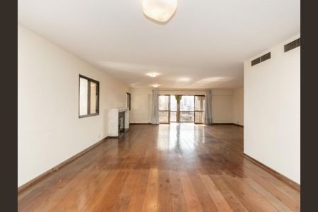 Apartamento à venda com 620m², 3 quartos e 4 vagas