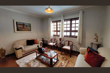 Casa à venda com 3 quartos, 150m² em Campo Grande, São Paulo