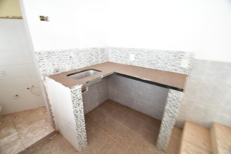 Casa à venda com 162m², 3 quartos e 2 vagasCozinha Fundos