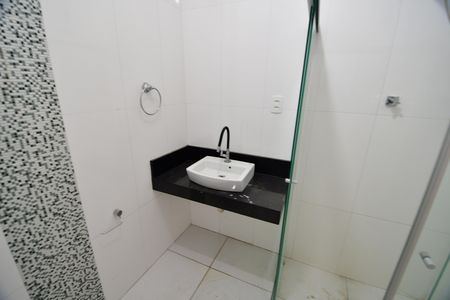 Casa à venda com 162m², 3 quartos e 2 vagasBanheiro Social