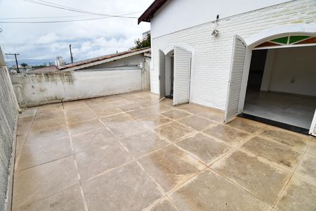 Quintal de casa à venda com 3 quartos, 162m² em Jardim Proença, Campinas