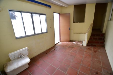 Casa à venda com 162m², 3 quartos e 2 vagasQuarto Fundos