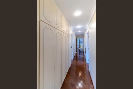 Apartamento à venda com 324m², 4 quartos e 3 vagas