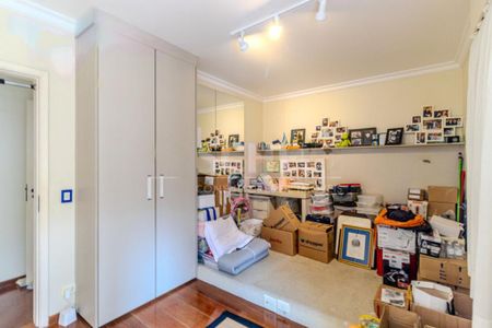 Apartamento à venda com 324m², 4 quartos e 3 vagas