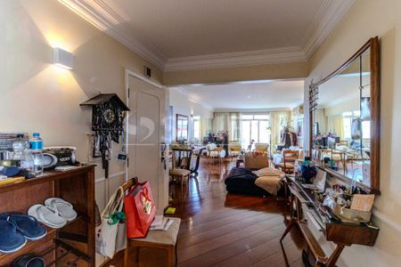 Apartamento à venda com 324m², 4 quartos e 3 vagas