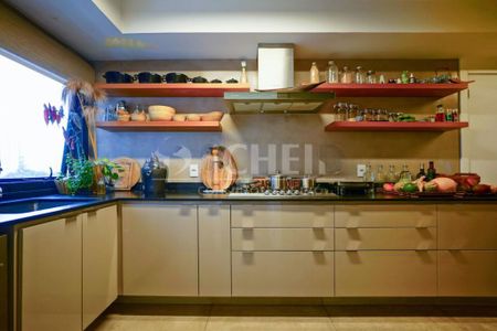 Apartamento à venda com 210m², 3 quartos e 4 vagas