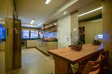 Apartamento à venda com 210m², 3 quartos e 4 vagas